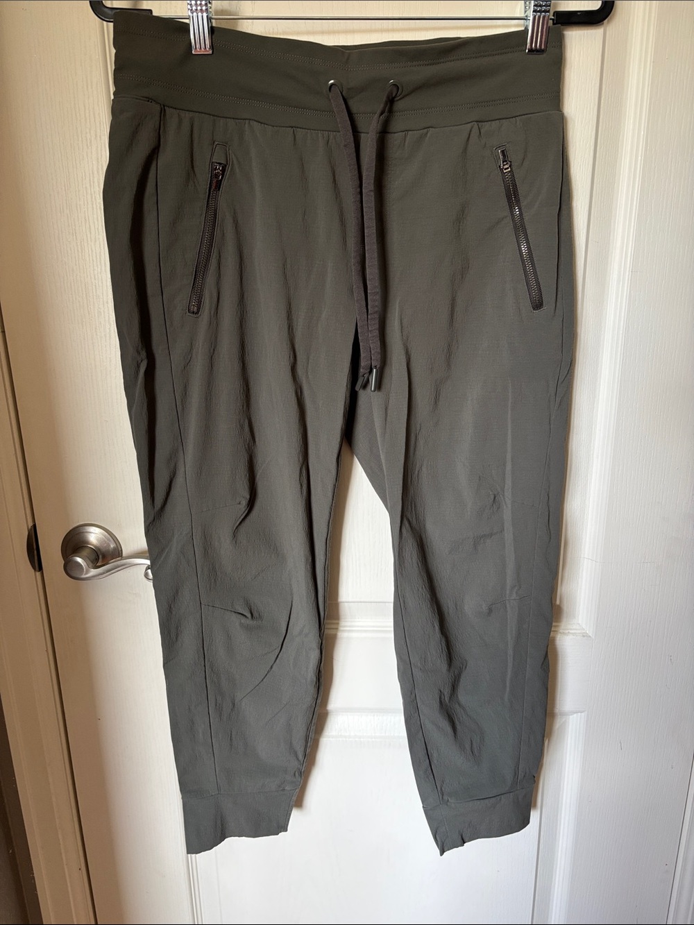 Athleta Olive Green Jogger Pants Zip Pockets 6 Petite